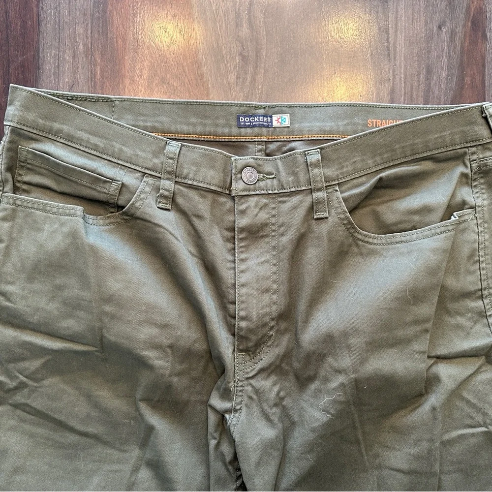 Dockers Green Chinos with Straight Legs
